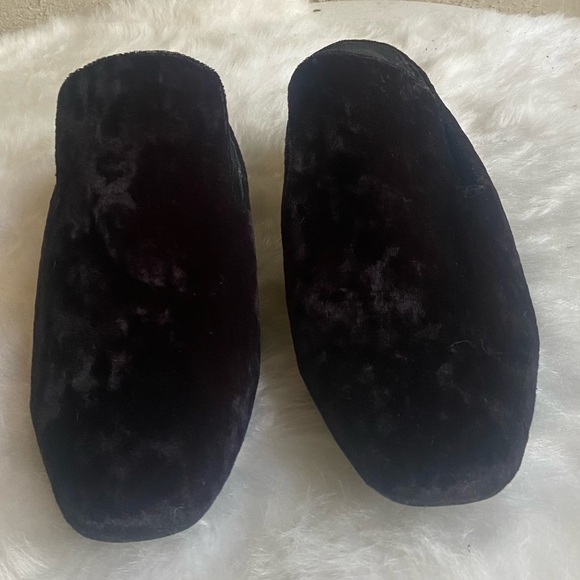 Intentionally Blank Black Crushed Velvet Square Toe Mule Size 10 - Picture 5 of 9
